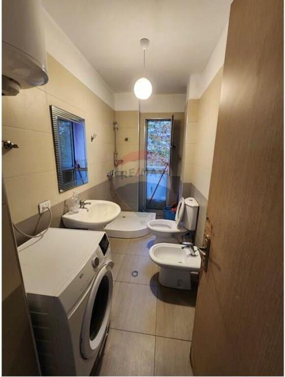Apartment for rent 2+1 at the Commune of Paris 600 euros