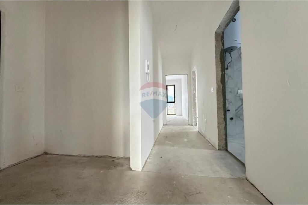 VENDIAMO APPARTAMENTO 2+1+2 EAGLE RESIDENCE !