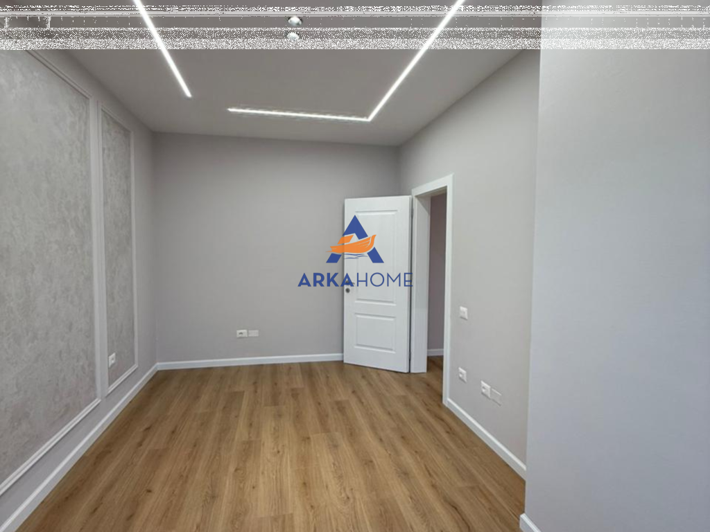 VENDESI APPARTAMENTO 1+1+BALCONE "DI FRONTE VILLA L, NUOVA ANELLO" 110.000 EURO