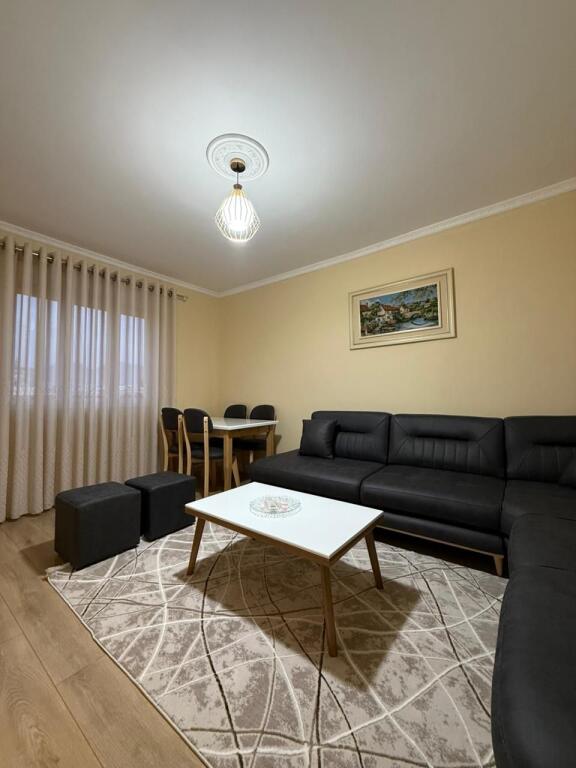 Apartament me qera 2+1 📍Ali Demi ( prane shkolles Ali Demi)