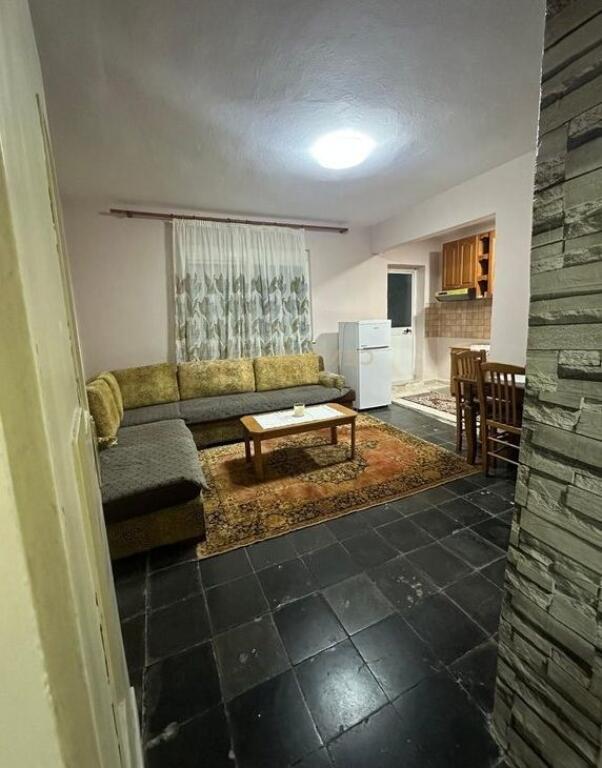 Apartament 2+1 me qira ,Ish Blloku