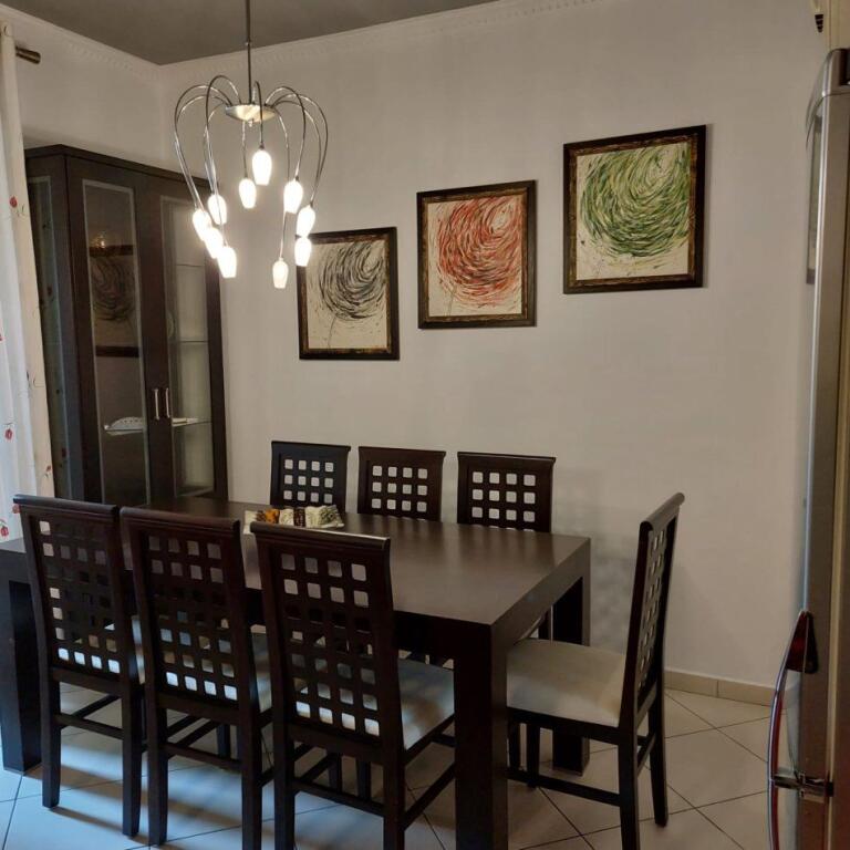 2+1, arredato al complesso panorama stazione ferroviaria, prezzo 600 euro