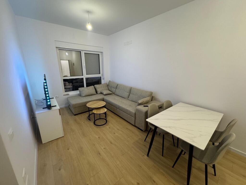 Appartamento in affitto 1+1 Mangalem 21