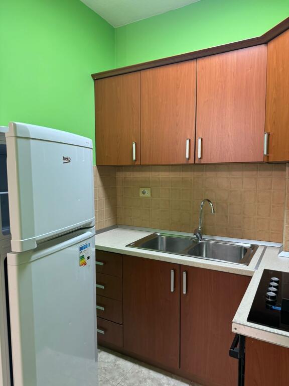 Appartamento 1+1 in affitto Via Ferit Xhajko  500€!