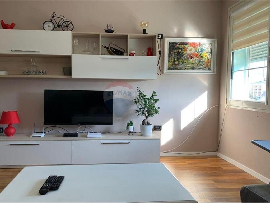 Apartament 1+1 tek rruga e elbasanit