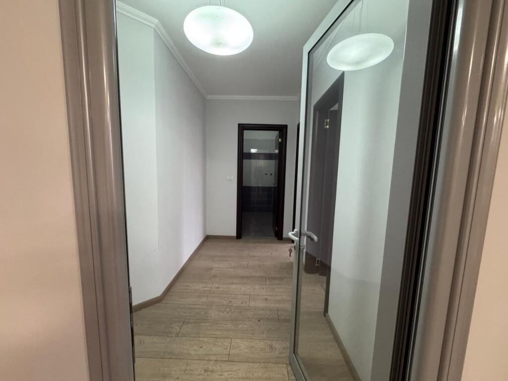For sale 2+1 at 21 Dhjetori, near Mondial