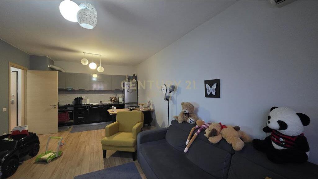 we sell a comfortable apartment 21 December, magnet complex