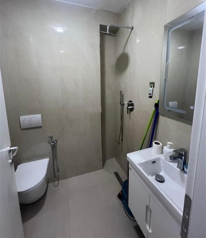 Jepet me qera apartament 1+1 per zyra