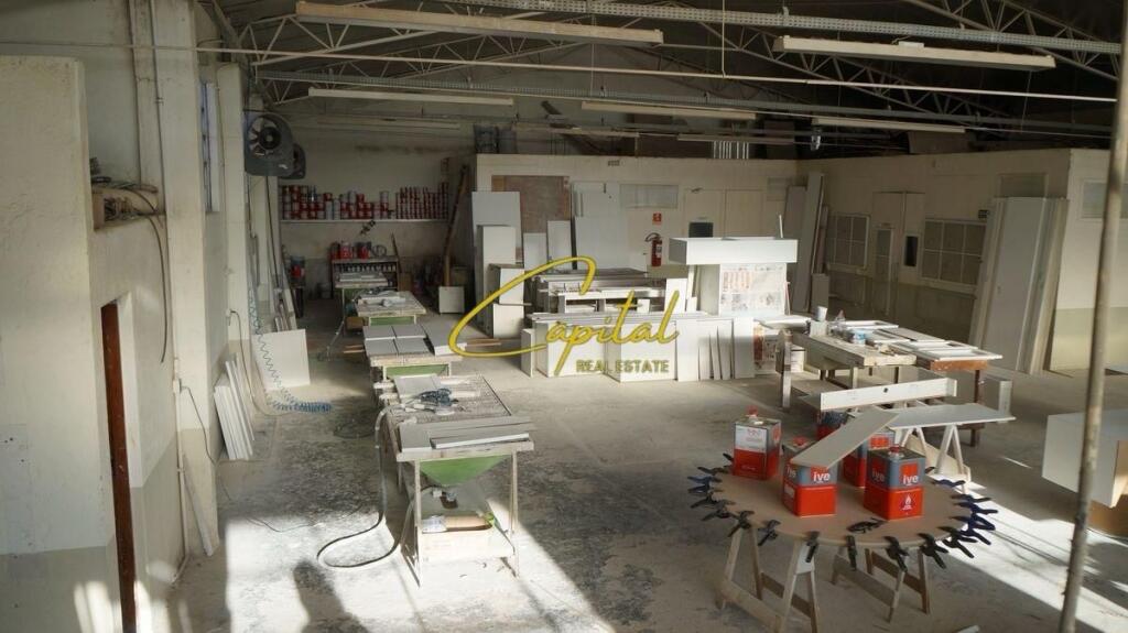 WAREHOUSES FOR RENT 260 M2 SAUK 1,500 EURO