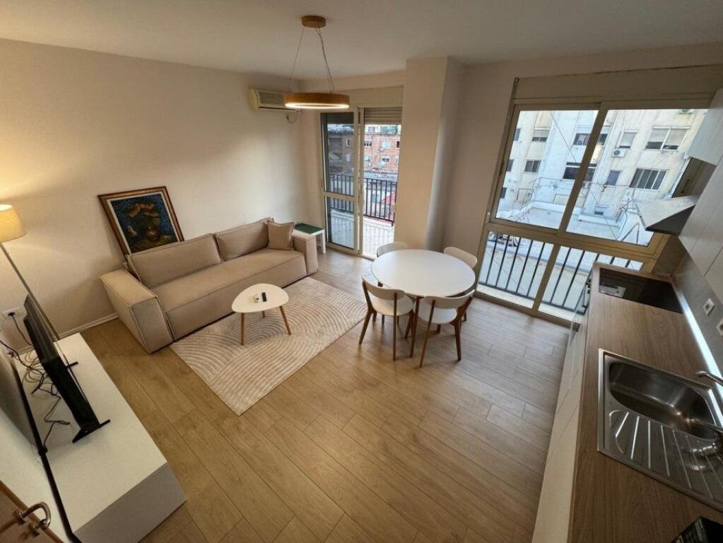 Affittasi appartamento 1+1 in Via Kavaja  750€