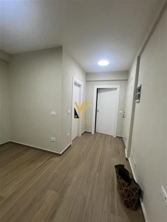 OFFICE FOR RENT 50 M2 AT WILLSON SQUARE 600 EURO