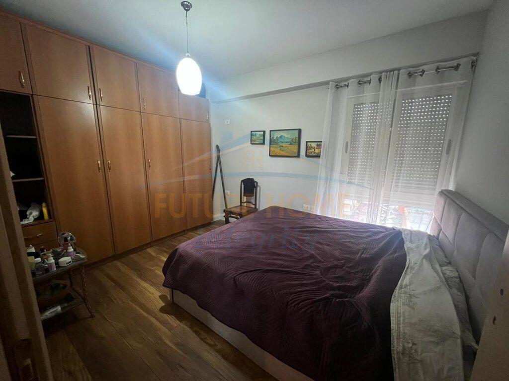 Affitto, Appartamento 2+1, Complesso Delijorgji, Tirana.
