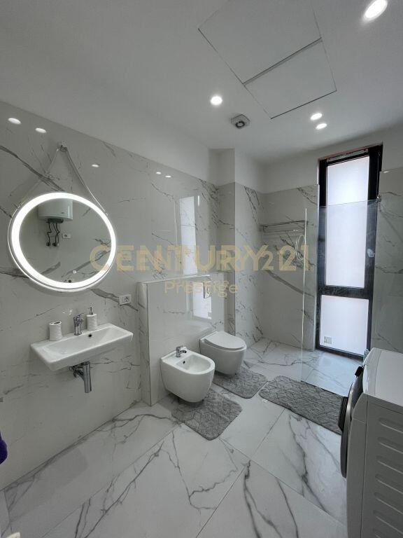 APARTMENT 2+1+2 FOR RENT AT PARK GATE, TIRANA!