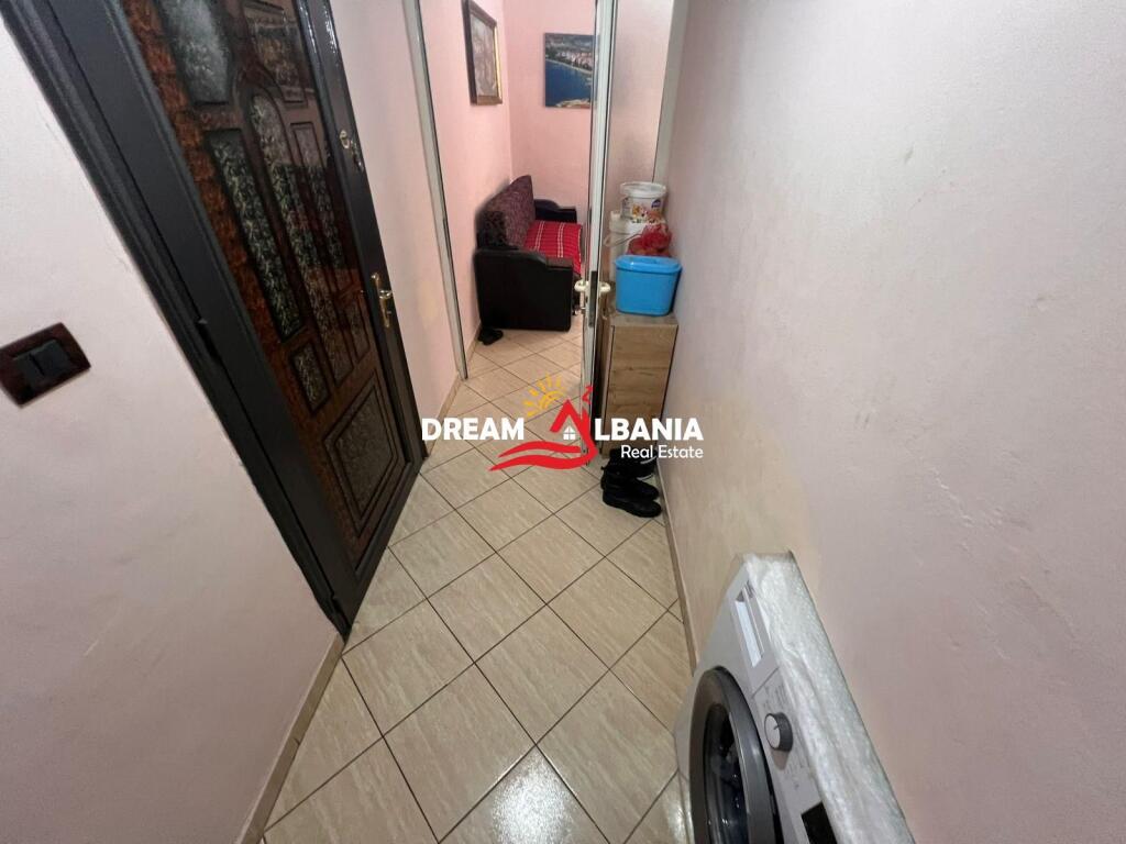 Vendesi in vendita 1+1 in Via Dibra, vicino all'incrocio Scuola Unita (ID 4119448)