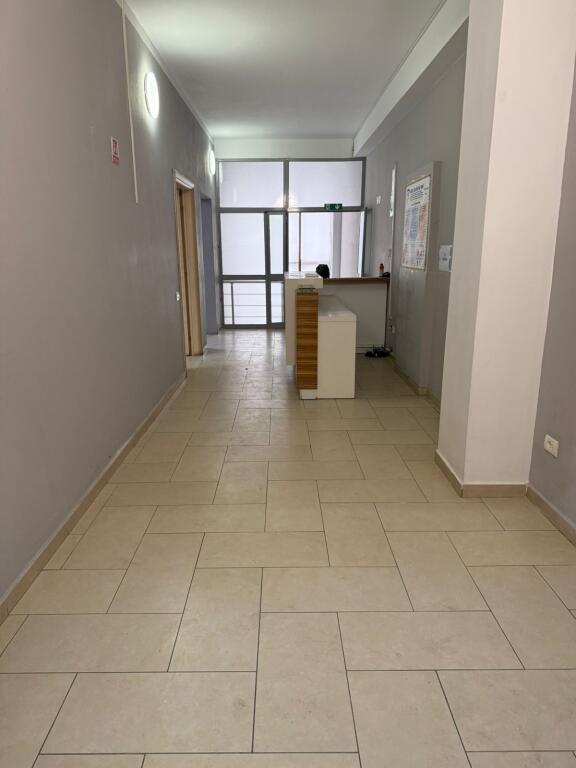 Apartament 350m katror (pas Ambasades Amerikane)