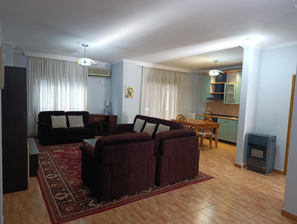Affittasi appartamento 2+1 in Via Kavaja