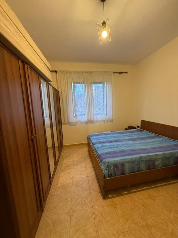 🏠 Jepet me Qira – Kati i Dytë i një Shtëpie Private