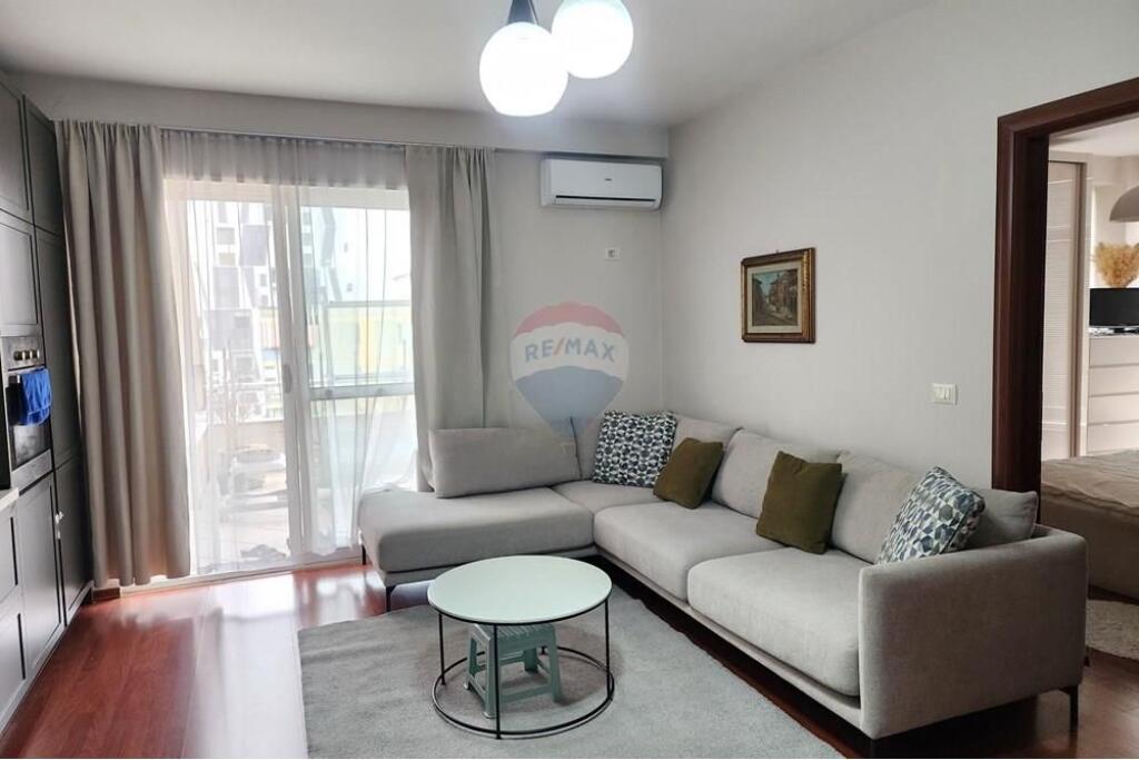 Apartament 1+1 Rr.Barikadave