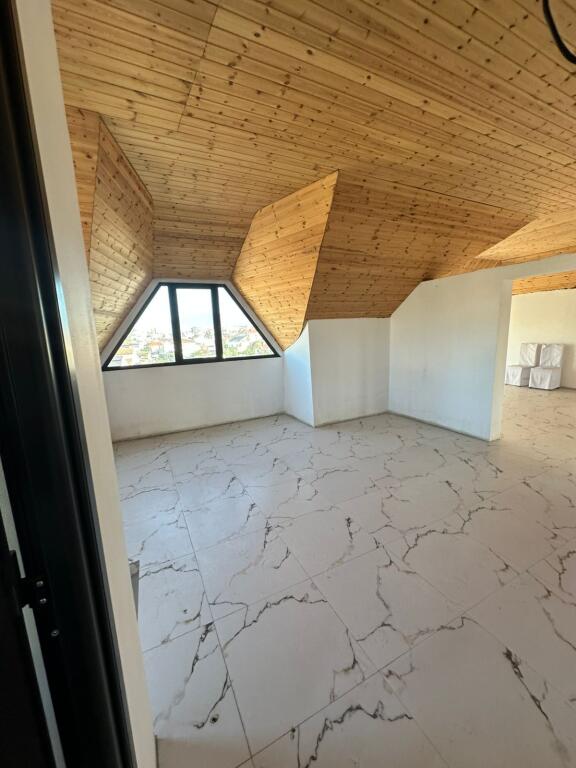 Si affittasi 2 piani per Locale Commerciale, Paskuqan 2 via Abdyl Elmazi 1500 euro per entrambi i piani