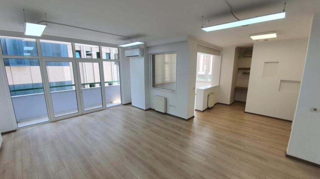 Office for Rent in Bllok