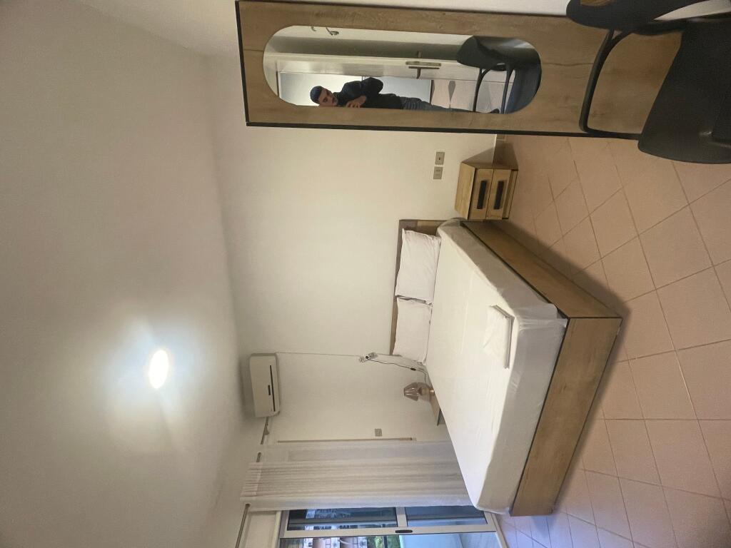 🏖️ Apartment 1+1 for rent on Durres Beach – near Florida