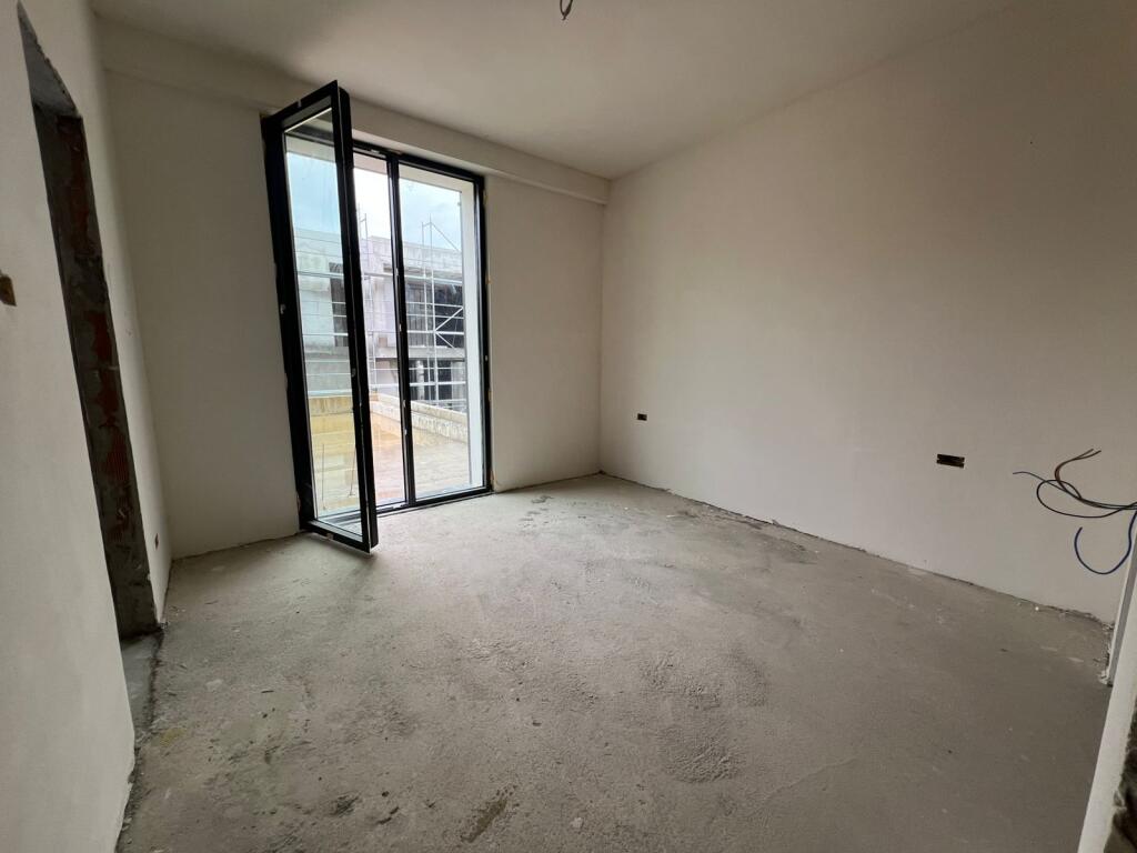 In vendita, Appartamento 2+1+2+2 Posti Auto, Tulipan Residence, Tirana.