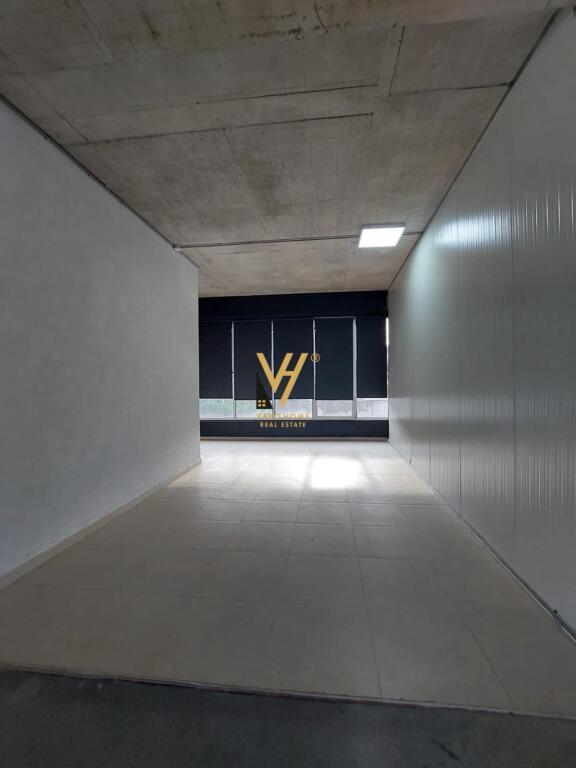 MULTIFUNCTIONAL OBJECT FOR RENT AT TOP CHANNEL 4,800 EURO
