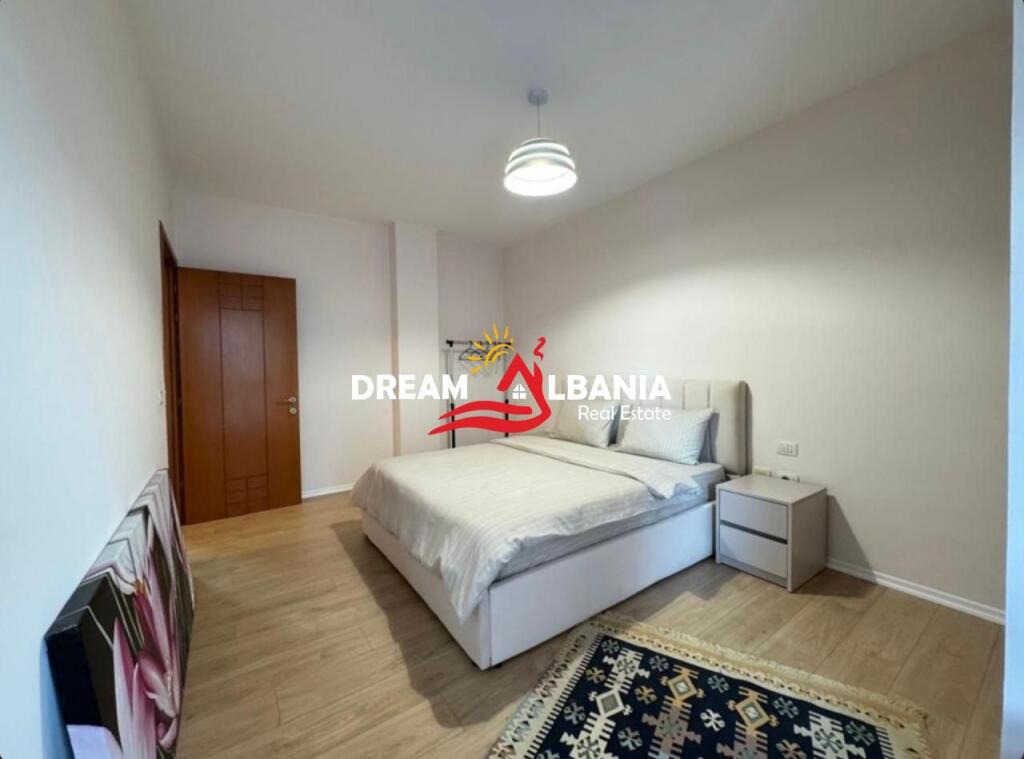 Jepet me qera apartament 1+1 tek rruga Kavajes prane Xhamis Dine Hoxha ID (42111497)