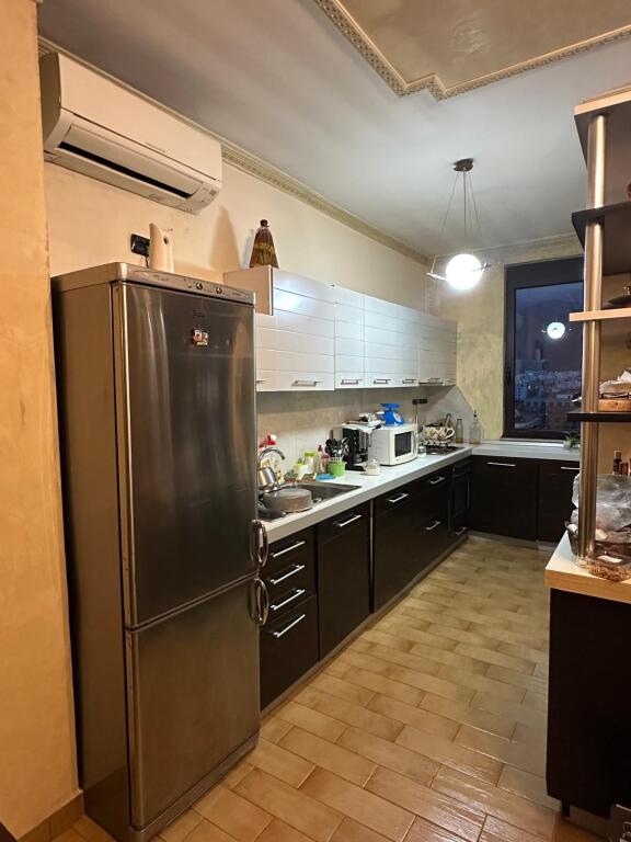 Qera, Apartament 2+1+2, Rruga Panorama, Tiranë.