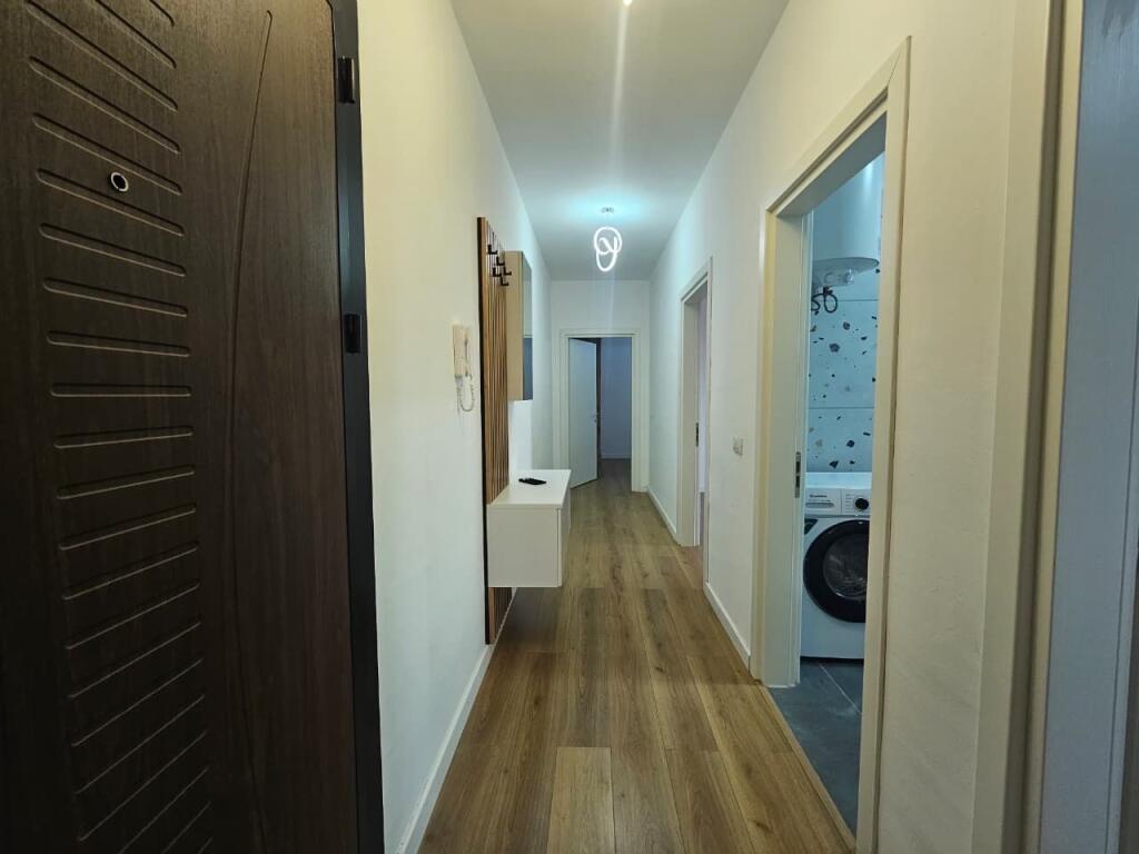 Apartament 3+1 me qira tek Fusha e Aviacionit!