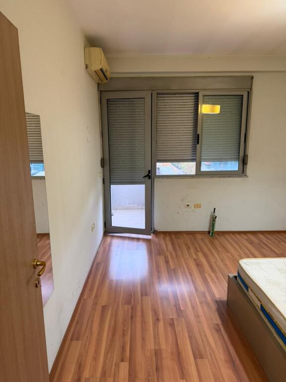 Appartamento in affitto 2+1​ via Kavaja