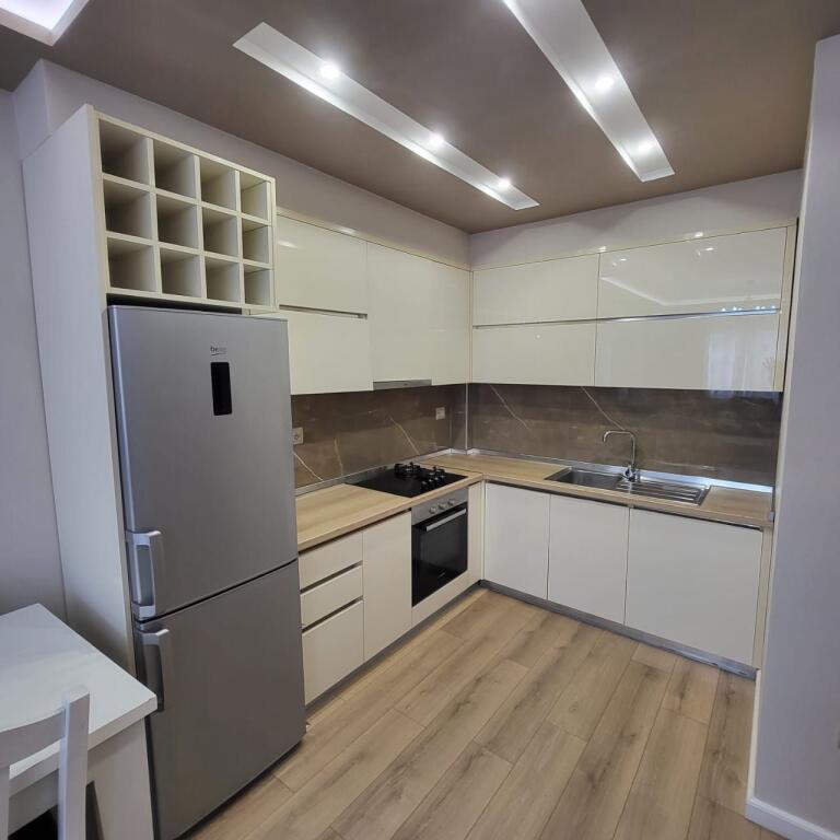 APARTAMENT ME QIRA 1+1 TE LIQENI THATE , TIRANE