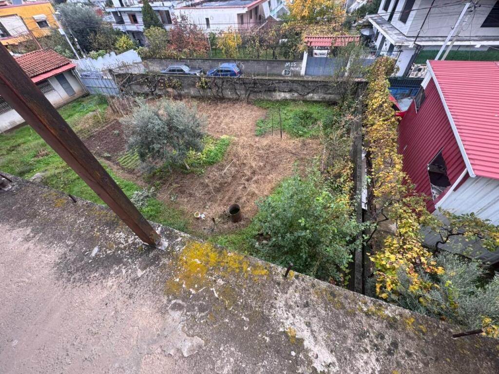Shitet ndërtesë 3-katëshe ,  Rruga Nuri Kello, pranë Rrugës Jordan Misja