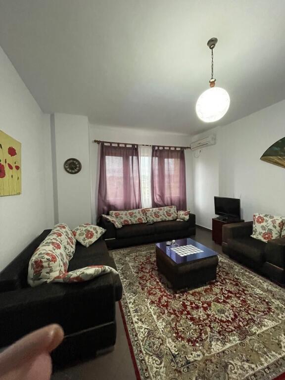 Rr “Mine Peza”, jepet me qira apartment 1+1! 500 Euro