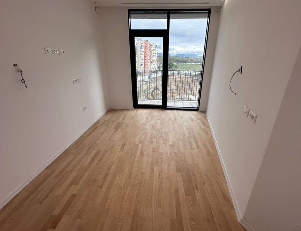 VENDESI APPARTAMENTO 2+1+POSTO AUTO PRESSO LAKE VIEW RESIDENCE