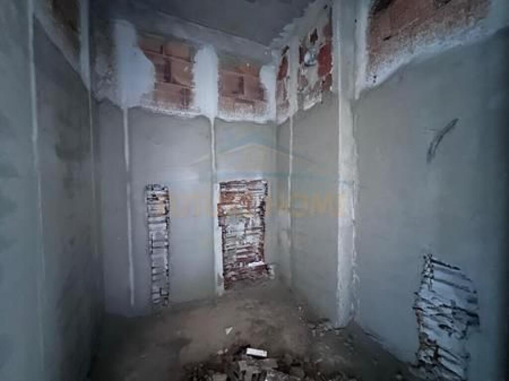 Shitet, Apartament 2+1+2, "RingSide" Residence, Paskuqan, Tiranë.