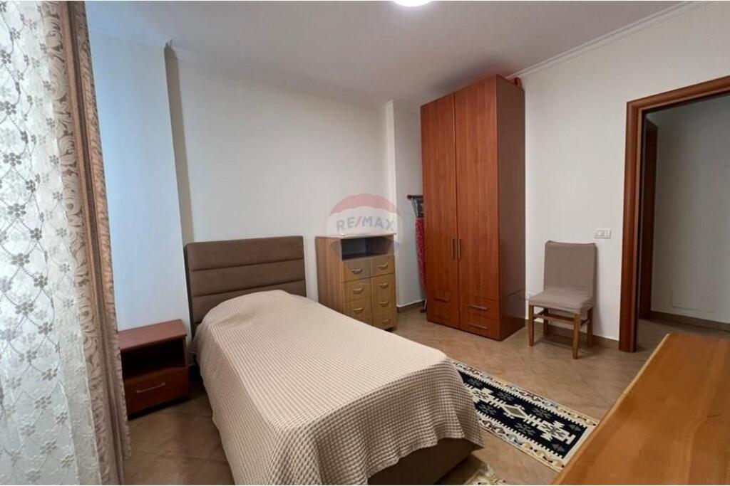 Appartamento 2+1+parcheggio in affitto Via Kavaja