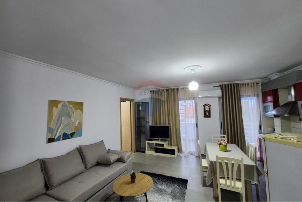 2+1 for rent At Kristal Center