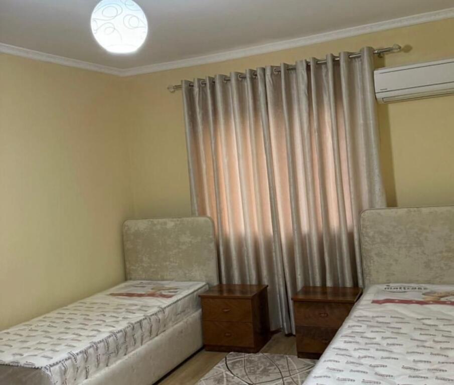 Apartament me qera 2+1 📍Ali Demi ( prane shkolles Ali Demi)