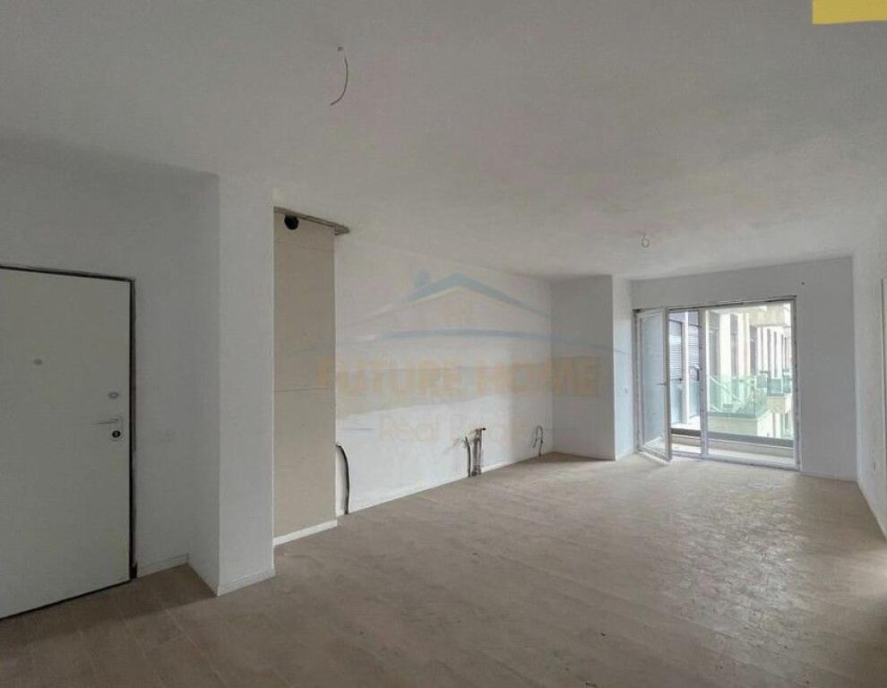 Shitet, Apartament 2+1+2 – Rruga Jordan Misja, pranë Universitetit Beder