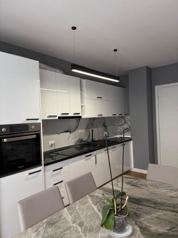 Jepet me Qira Apartament 2+1 tek Jordan Misja