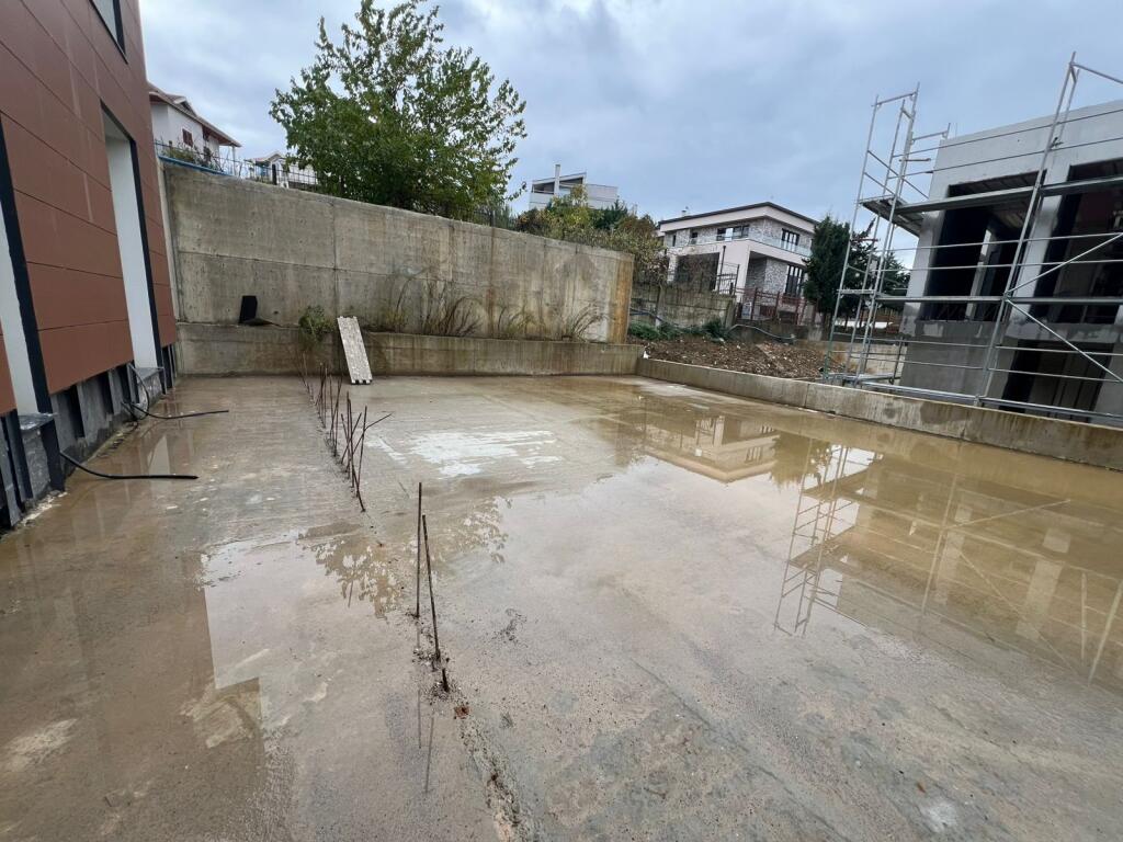In vendita, Appartamento 2+1+2+2 Posti Auto, Tulipan Residence, Tirana.