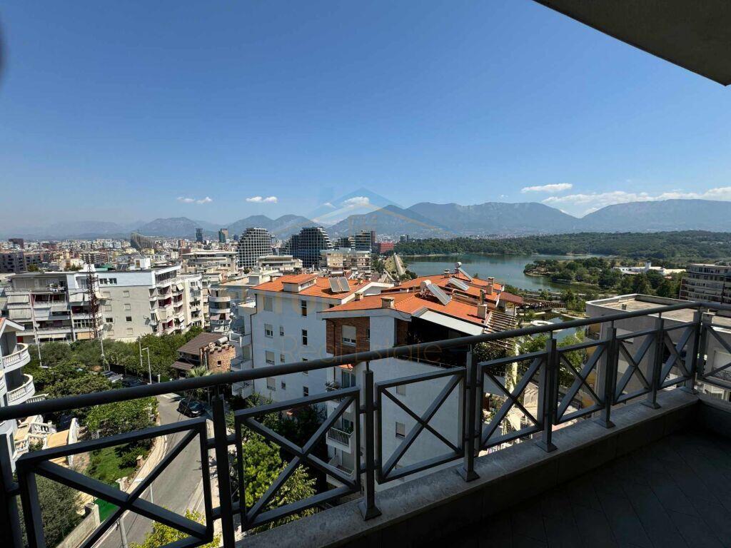 Rent 2+1+2 Zoological Garden . Price 900 Euro