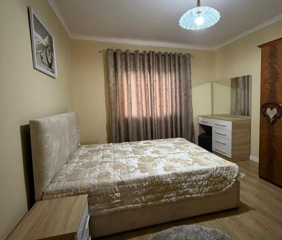 Apartament me qera 2+1 📍Ali Demi ( prane shkolles Ali Demi)