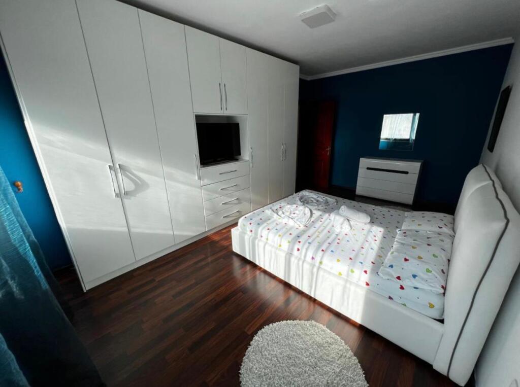 2+1 House for Rent in New Building - Myslym Shyri