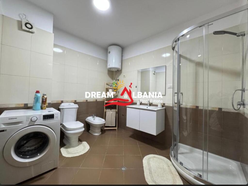 Jepet me qera apartament 1+1 tek rruga Kavajes prane Xhamis Dine Hoxha ID (42111497)