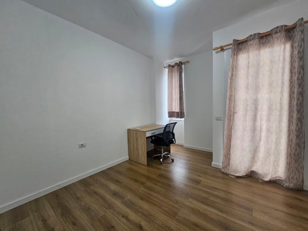 Apartament 3+1 me qira tek Fusha e Aviacionit!