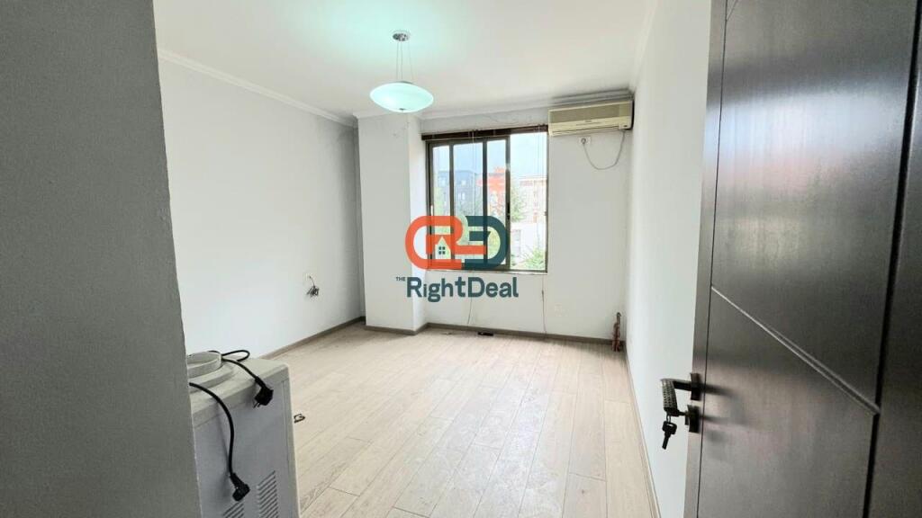 At 21 Dhjetori, Apartment 2+1 For Sale, With Spacious Areas And Perfect Orientation !!