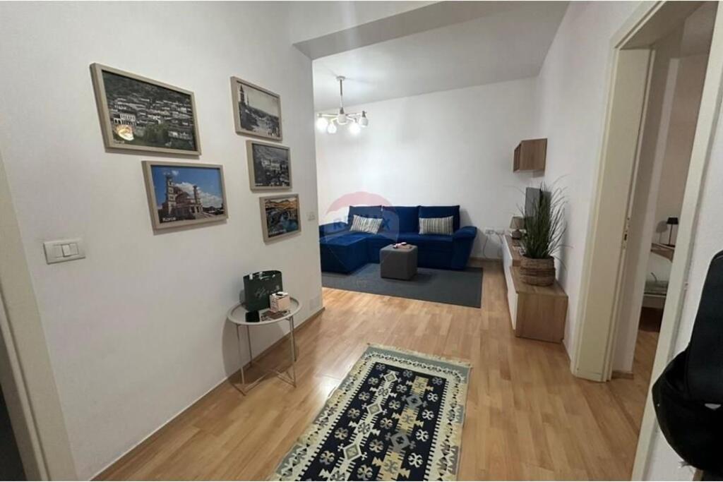 Appartamento - In Affitto - Piazza Skenderbej