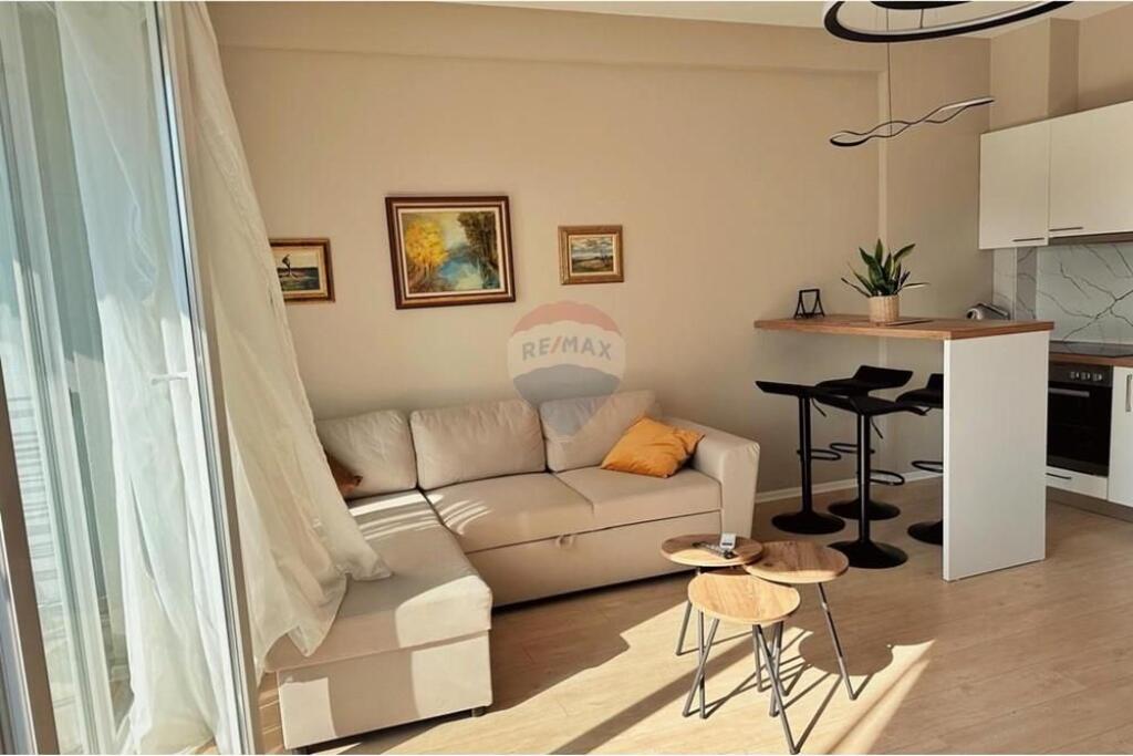 Apartament - Për Qira - Rruga Mihal Grameno, Tirane per vetem 650 euro